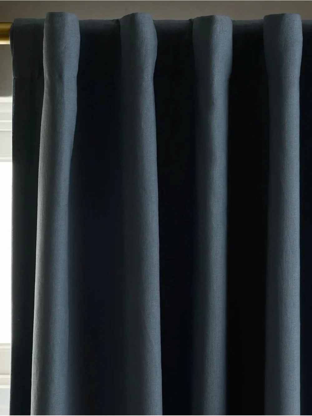 NWOT Quince 48x108 Blue Linen Blackout Drapery Panel - Retail $112